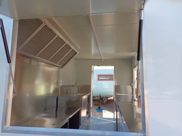 CFC Ultimate Food Trailer - Image 3