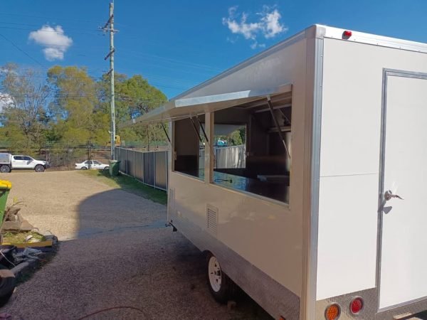 Maxi Coffee Food Trailer S - Image 4